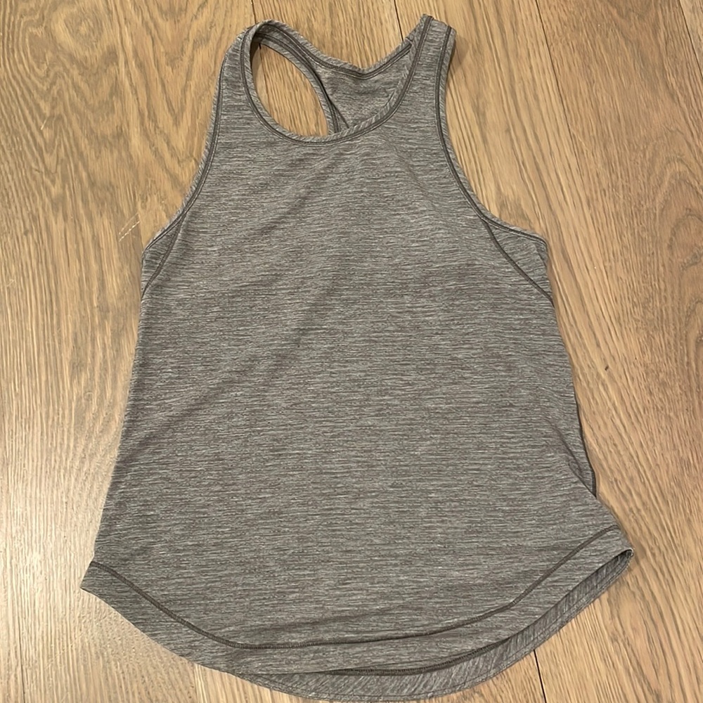 Lululemon tank top